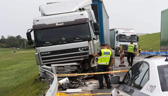 Understanding Fault, Negligence, and Liability in Truck Accidents - My Legal Opinion