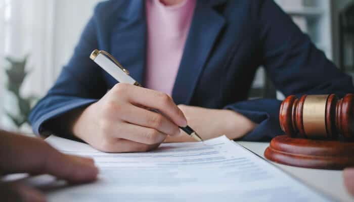 Divisional Director at Lawsure Insurance - Myleagalopinion - My Legal Opinion