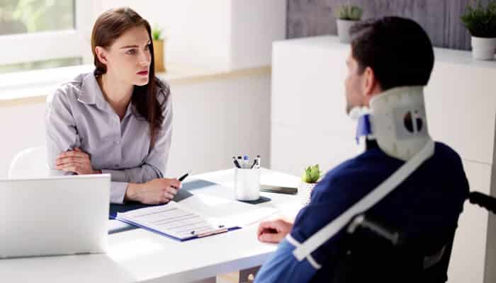 Legal Timelines and Deadlines for Filing Injury Claims - Myleagalopinion - My Legal Opinion Workplace slip-and-fall accident consultation with an injured worker and attorney.